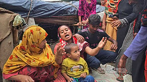 রেলে নাশকতা: নির্দোষ আসলামকে কেন মরতে হল, প্রশ্ন স্ত্রীর