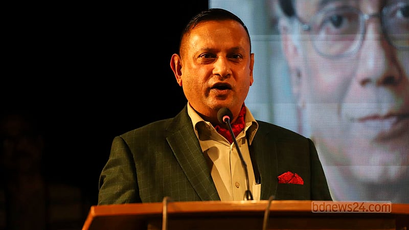 স্থপতি মোবাশ্বের হোসেনের স্মরণ সভায় সোমবার কথা বলেন চিফ অব জেনারেল স্টাফ (সিজিএস) লেফটেন্যান্ট জেনারেল আতাউল হাকিম সারওয়ার হাসান।
