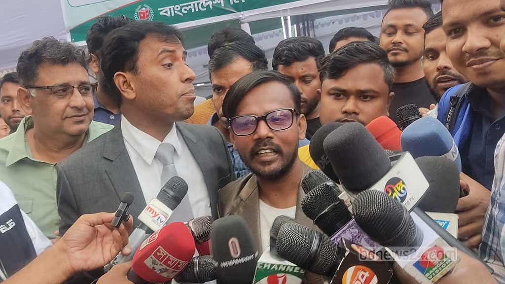 ভোটে থাকব শেষ পর্যন্ত, প্রার্থিতা ফিরে পেয়ে হিরো আলম