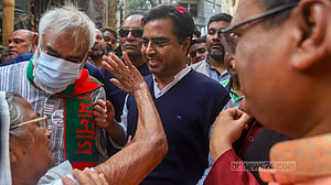 ‘ফাঁকা মাঠেও’ প্রচারে ভোটের আমেজ আনলেন সাঈদ খোকন