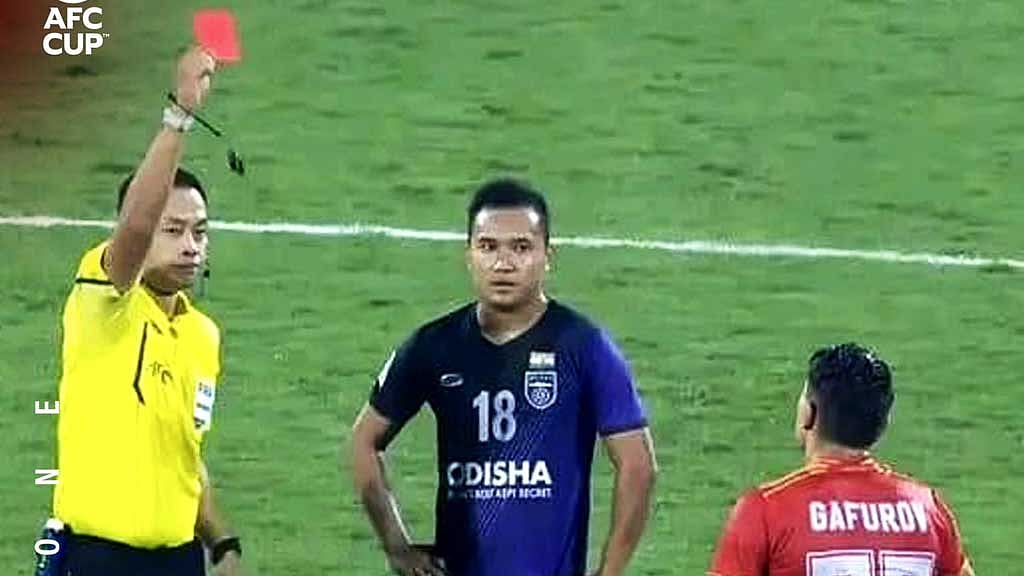 রেফারিকে ধুয়ে দিয়ে এএফসিকে তদন্তের আহ্বান জানালেন ব্রুসন