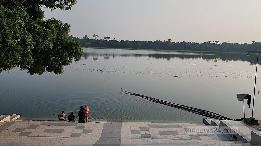 খানজাহানের মাজার দীঘিতে মিলল নিখোঁজ ভ্যানচালকের মরদেহ
