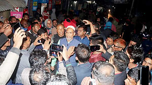রাজশাহীতে ‘নৌকার স্লোগান’ দিয়ে হামলা, মাথা ফাটল স্বতন্ত্রের ২ কর্মীর