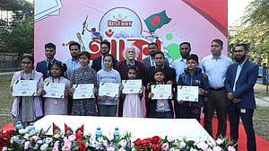 বেস্ট বাই ‘আঁকো বিজয়ের আনন্দ’ বিজয়ীরা পুরস্কৃত