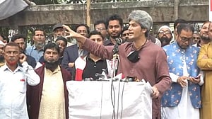 ব্যাংকের সেই ৯২ হাজার কোটি টাকা আর ফিরবে না: গণতন্ত্র মঞ্চ