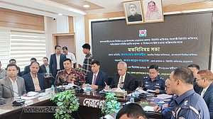 নির্বাচন নিয়ে বিদেশি বন্ধুদের চাপ নেই: ইসি আলমগীর
