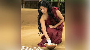 কাজলরেখার প্রথম গান