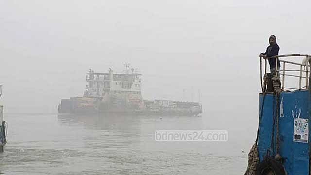 কুয়াশা: আরিচা-কাজিরহাট ফেরি চলল সাড়ে ৮ ঘণ্টা পর