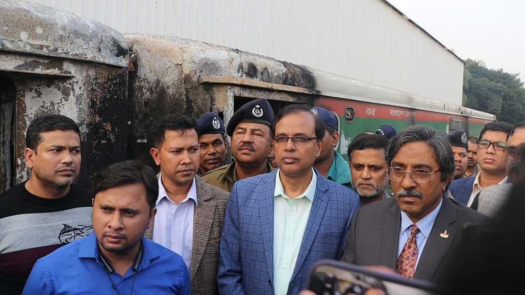 রাজনীতি মানুষকে মারার জন্য নয়: মানবাধিকার কমিশন