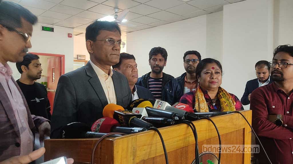 নওগাঁ-২: স্বতন্ত্র প্রার্থীর মৃত্যুতে নির্বাচনি কার্যক্রম বাতিল