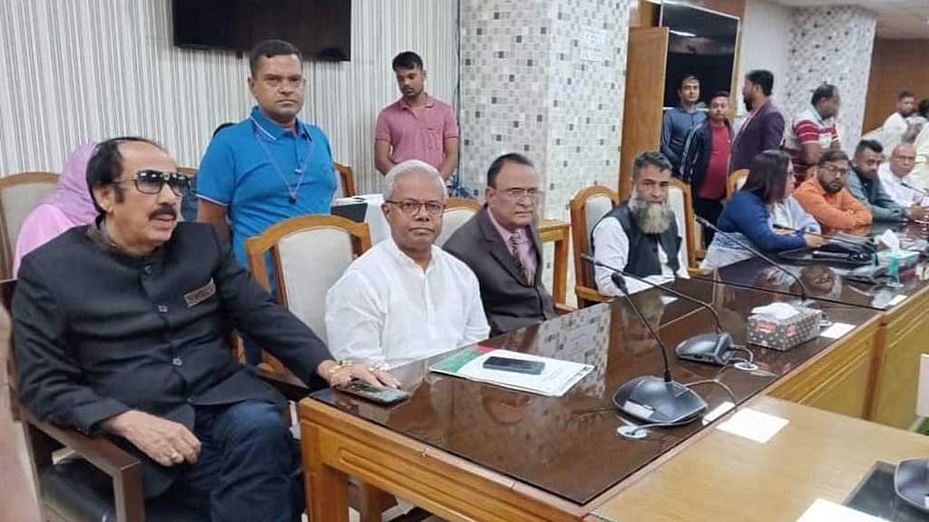আওয়ামী লীগের স্বতন্ত্ররা কি ছাড়বেন? জাপার সামনে জটিল অঙ্ক