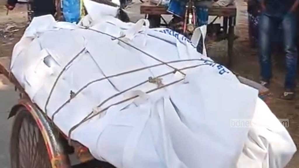 বেনাপোলে বাসায় দম্পতির লাশ, পুলিশ বলছে, আত্মহত্যা