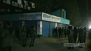 মেহেরপুরে নৌকা-স্বতন্ত্র সংঘর্ষ, পাল্টাপাল্টি মামলা
