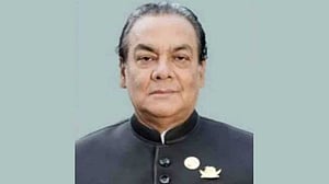 আপিল বিভাগে প্রার্থিতা ফিরল নৌকার শামীম হকের