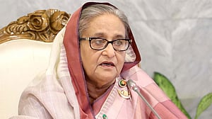 ঢাকার খাল ও নদী দ্রুত পুনরুদ্ধারে প্রধানমন্ত্রীর নির্দেশ