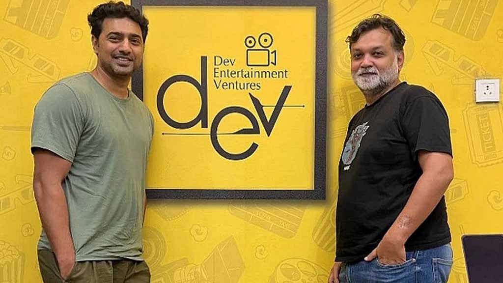 দেবের জন্মদিনে সৃজিতের উপহার, ‘টেক্কা’র পোস্টার প্রকাশ্যে