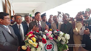 ভোটারদের ছবি মিলিয়ে কেন্দ্রে প্রবেশ: ইসি হাবিব