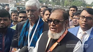 জাহাঙ্গীর আলমের কোনো কথা বিবেচনায় নেই না: মোজাম্মেল হক