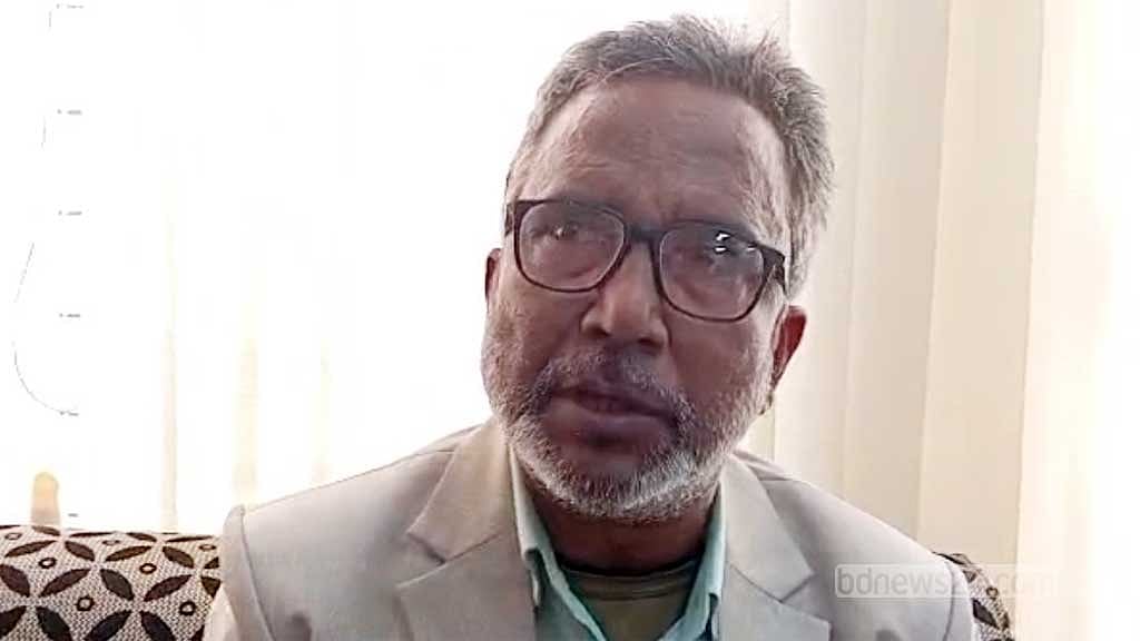 নাটোরে কার্যালয়ে ঢুকে শিক্ষা কর্মকর্তাকে ‘মারধর’