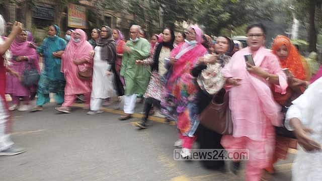 আওয়ামী লীগের ‘প্রেসক্রিপশন মেনে’ প্রার্থী বাছাই করছে ইসি: রিজভী