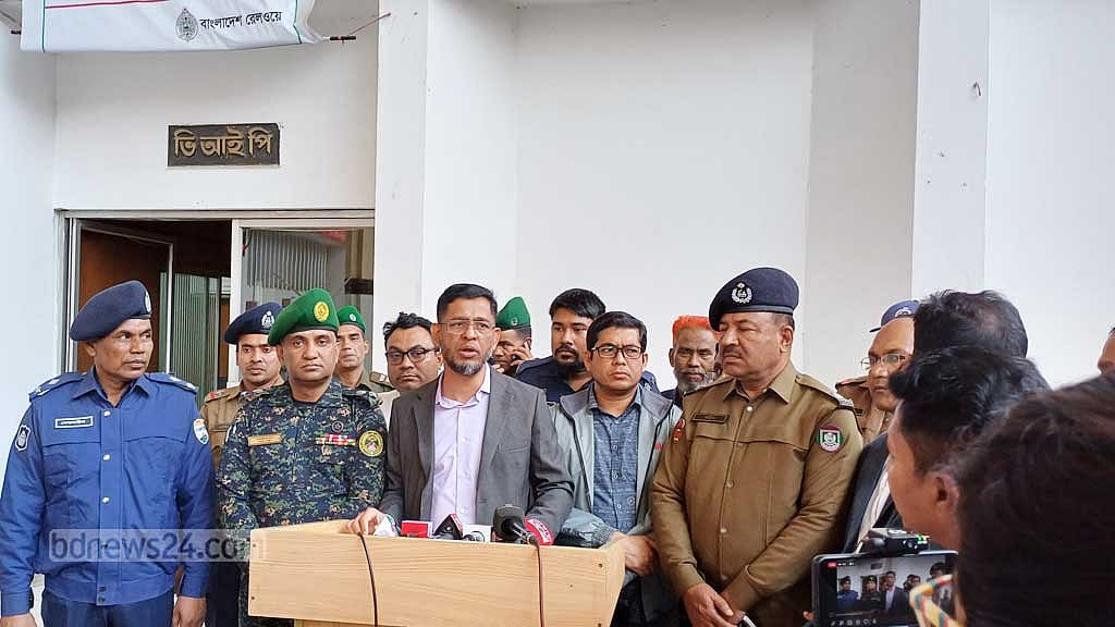নিরাপত্তার কারণে রাতের কয়েকটি ট্রেন বন্ধ