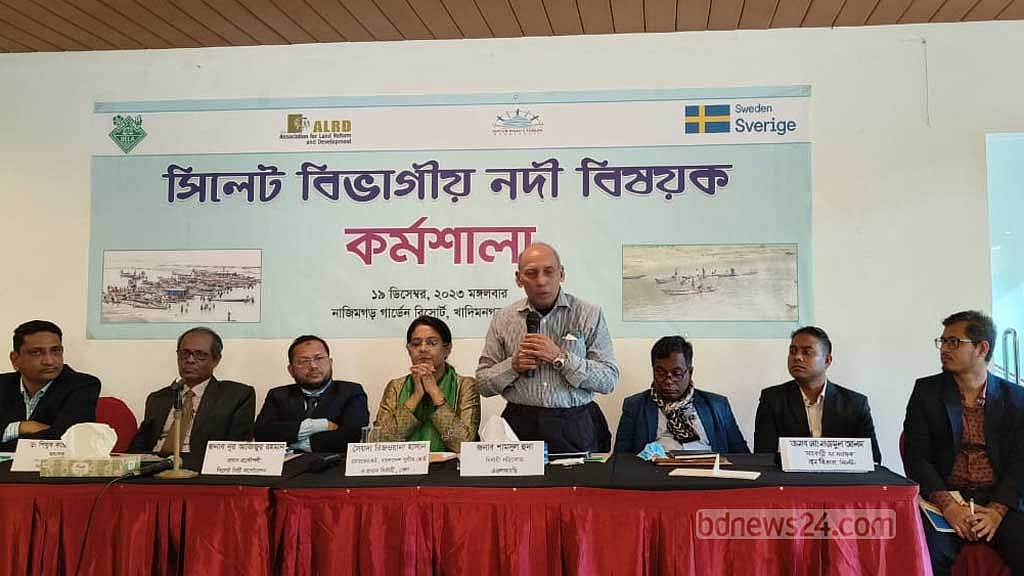 নদী ছাড়া মানুষ বাঁচতে পারে না, কর্মশালায় বক্তারা