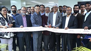 আহ্ছানিয়া মিশন হাসপাতালে ডায়ালাইসিস সেন্টার দিল লংকাবাংলা