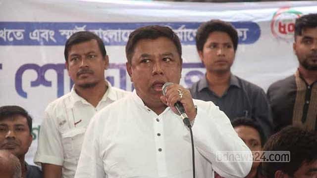 ডিসি-এসপিকে বদলির হুমকি, লক্ষ্মীপুর-১ আসনের স্বতন্ত্র প্রার্থী পবনকে তলব