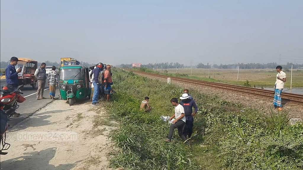 টাঙ্গাইলে ট্রেনে কাটা পড়ে প্রাণ গেল দায়িত্বরত আনসার সদস্যের