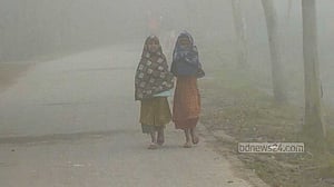 সর্বনিম্ন তাপমাত্রায় কাঁপছে তেঁতুলিয়া, শৈত্যপ্রবাহ আরো ২ দিন