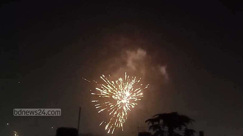 বর্ষবরণে শব্দদূষণ: হাজারখানেক অভিযোগ ৯৯৯ এ