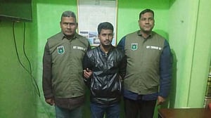 আনসারুল্লাহ বাংলা টিমের একজন এটিইউয়ের জালে
