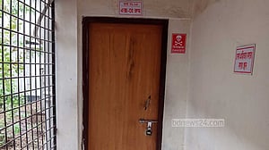 এক্সরে বন্ধ ২ মাস, ‘জানে না’ রোগী