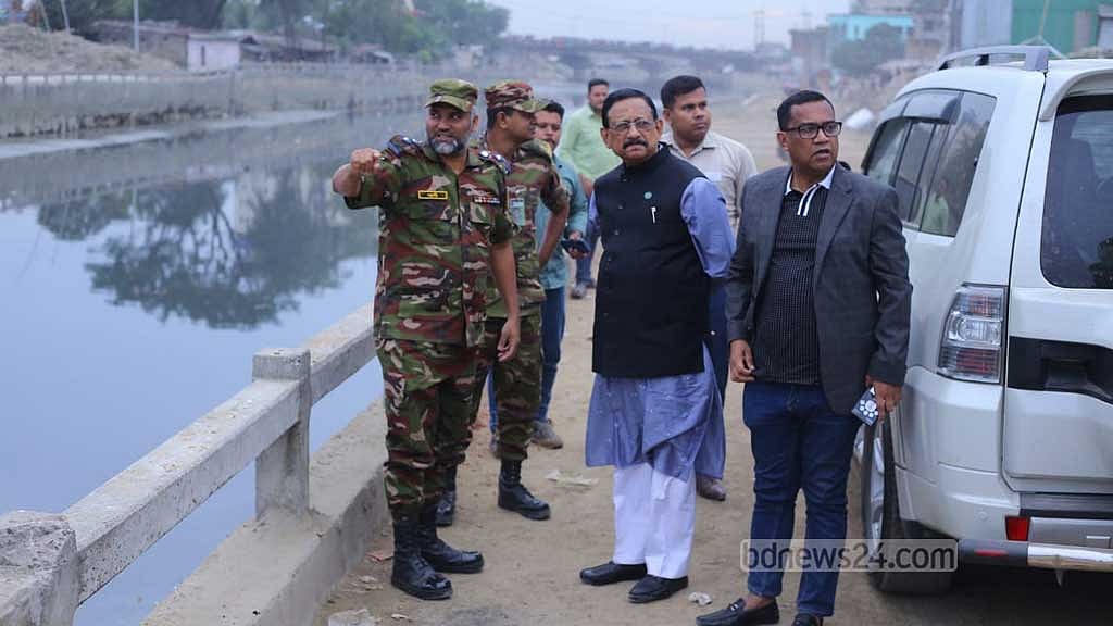 চট্টগ্রামে দখলমুক্ত খালে নৌকা চালাতে চান মেয়র