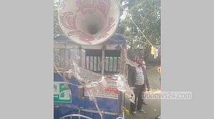 নারায়ণগঞ্জ-৩: লাঙলের প্রচার-মাইক ভাঙচুরের অভিযোগ