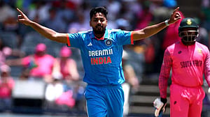 দ্বিতীয় টেস্টের ভারত দলে আভেশ