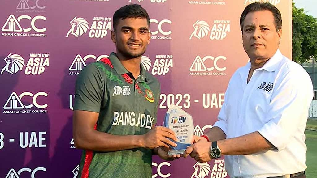 আশিকুরের সেঞ্চুরিতে শ্রীলঙ্কাকে হারিয়ে গ্রুপ সেরা বাংলাদেশের যুবারা