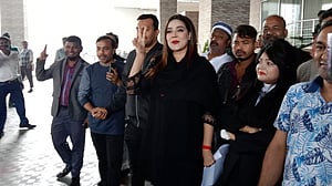 প্রার্থিতা ফিরে পেয়ে মাহিয়া মাহি বললেন, লড়াই হবে ‘হাড্ডাহাড্ডি’