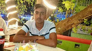 ফরিদপুরে সেতুর নিচে মিলল কলেজ শিক্ষার্থীর মরদেহ