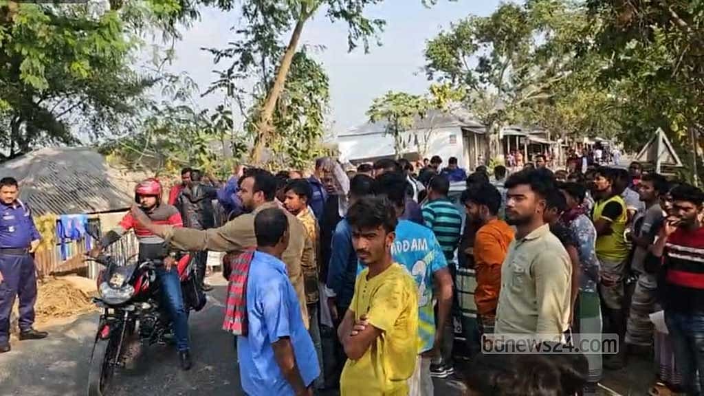 পাবনায় স্বতন্ত্রের গাড়িবহরে হামলা-ভাঙচুর, অভিযোগ নৌকার বিরুদ্ধে