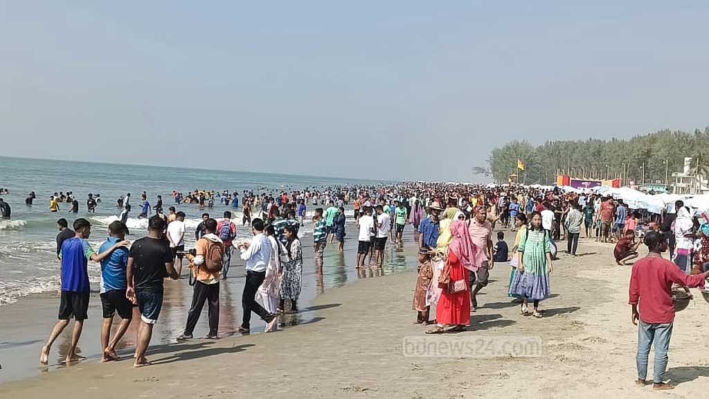 ‘থার্টি ফার্স্ট নাইটে’ কক্সবাজারে আয়োজন নেই, পর্যটক নামমাত্র