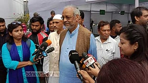 বিএনপির সর্বনাশ করছেন তারেক, বললেন বহিষ্কৃত আখতারুজ্জামান