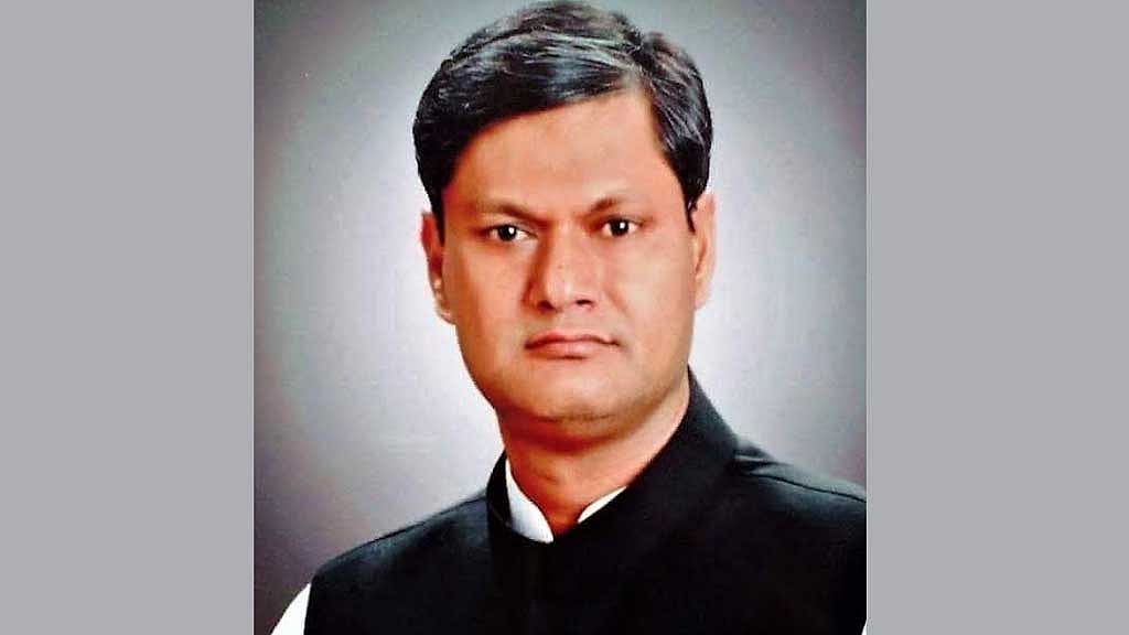 সাভারে প্রতিবন্ধকতা সৃষ্টি করে মিছিল, প্রার্থীকে জরিমানা