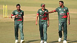 প্রথম ওভারেই তাসকিনের আঘাত