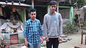 ভোট কর্মকর্তার মৃত্যু: শোকের সঙ্গে চরম দুশ্চিন্তায় ঋণগ্রস্ত পরিবার
