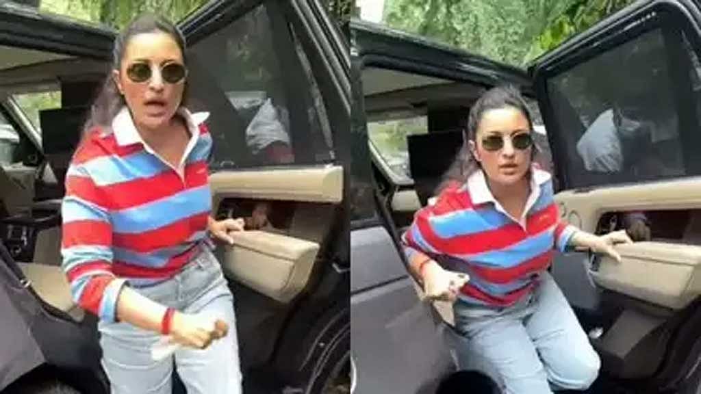 হঠাৎ ক্ষেপলেন কেন পরিণীতি?