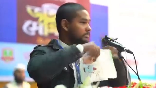 শরীফার গল্প: মাহতাবকে চুক্তিতে না রাখার কারণ জানাল ব্র্যাক বিশ্ববিদ্যালয়