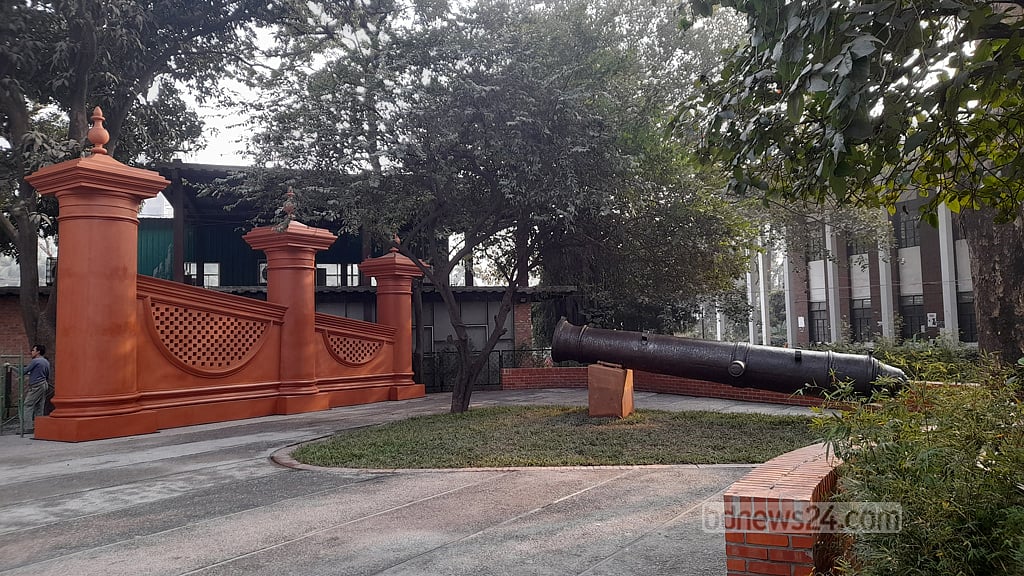 স্বরূপে ফিরেছে ‘ঢাকা গেইট’, উদ্বোধন বুধবার