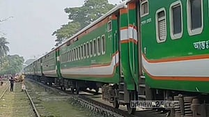 বেনাপোল এক্সপ্রেস চালু ছয় দিন পর, ১৪১ যাত্রী নিয়ে ঢাকার পথে