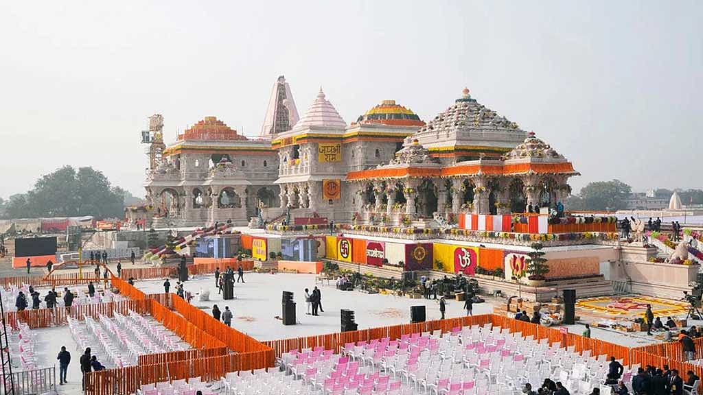অযোধ্যায় রাম মন্দির উদ্বোধন করলেন মোদী